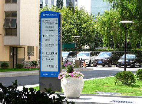 新余哪些因素影响宣传栏的制作？